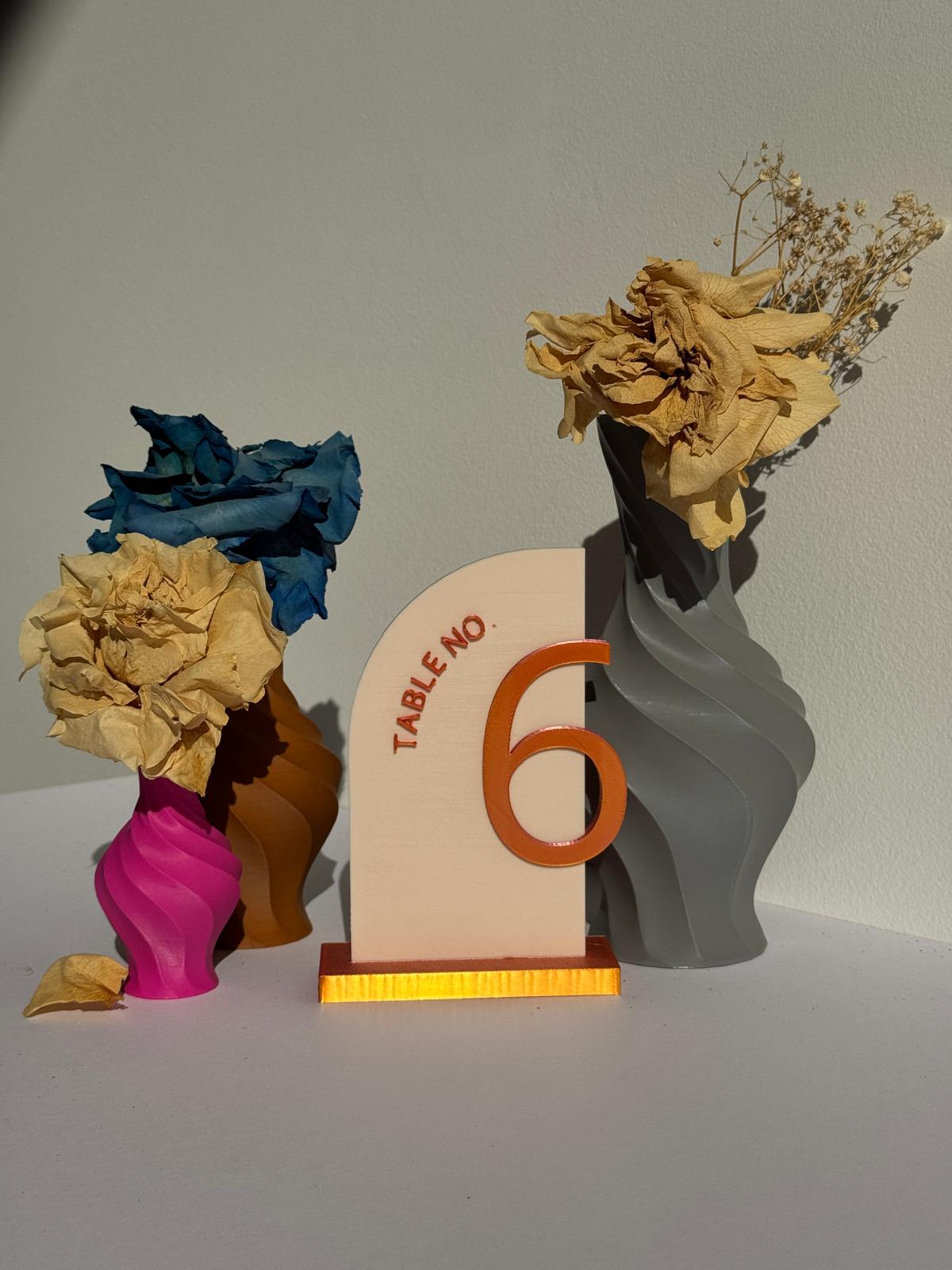 Arched Table Numbers - Modern Wedding & Event Décor