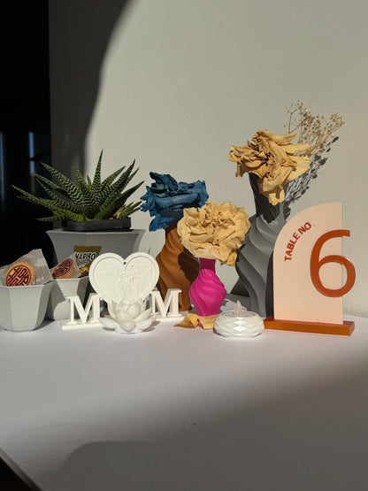 Arched Table Numbers - Modern Wedding & Event Décor